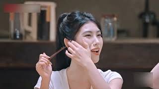 別人都在親親抱抱舉高高，唯獨“大眼哥”讓人心疼 #綜藝 #戀綜 #勢均力敵的我們2 #抓馬