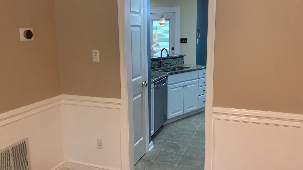 Richmond Home For Rent - 4 Bed 2.5 Bath - by Property Management in Richmond