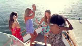 Famous SHOW ME YOUR MUMU :: MU'S CRUISE Net Worth