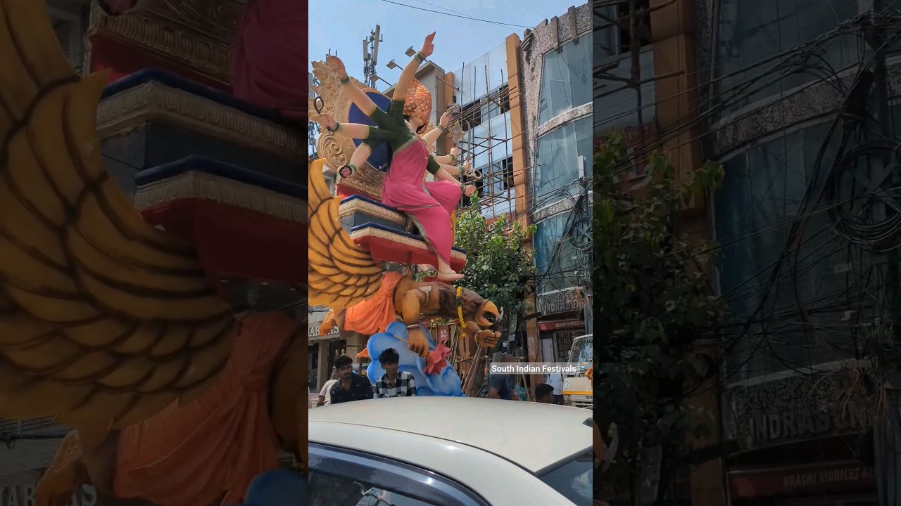 Huge Durga matha Idol Transporting to Mandap 