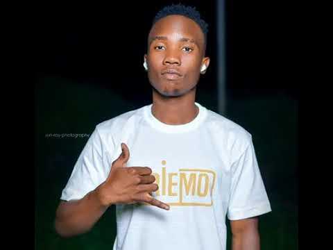 This is #Driemo. Mwamuna samalira cover, where is the full song @DriemoMw we need it