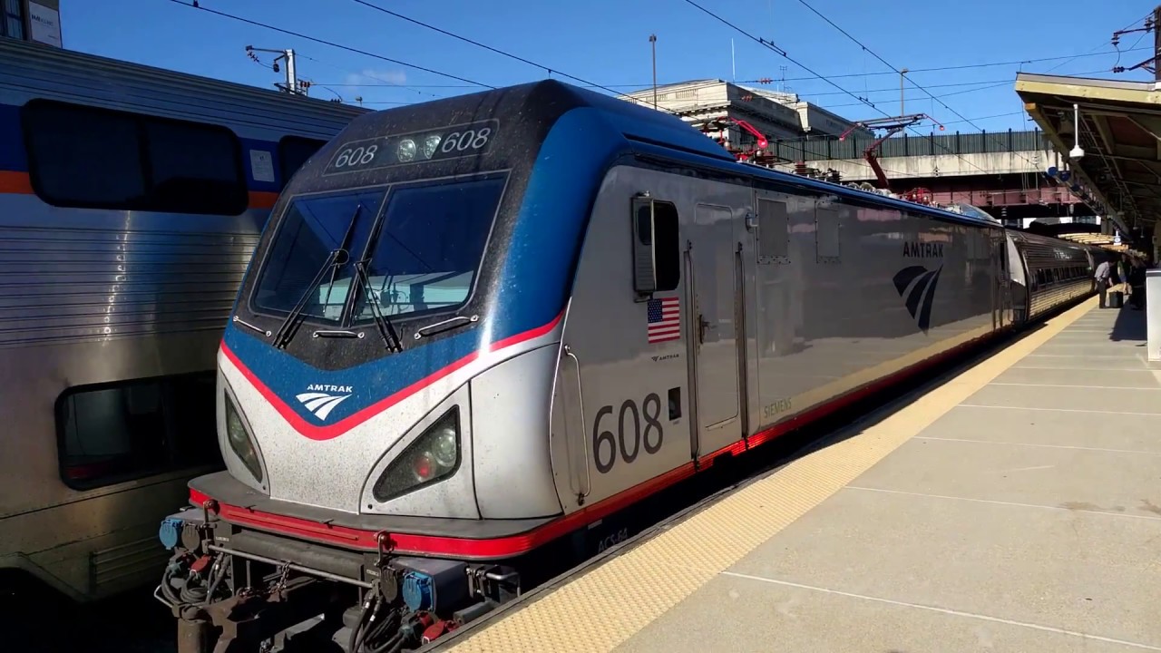 Amtrak #625 and #608 Arriving Baltimore with T79 and T152 - YouTube