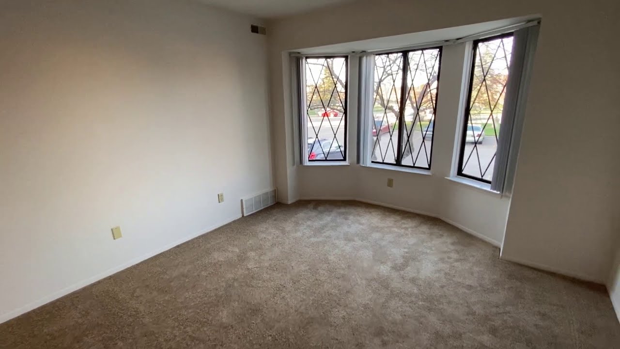 One Bedroom Acorn Apartment 12206 Charter Oaks Apartments, Davison