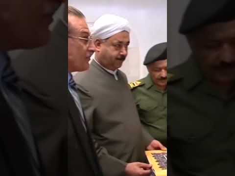 رئيس دوالة العراق صدام حسين وهو يقبل القرآن الكريم رحمة الله عليك يا صقر العرب