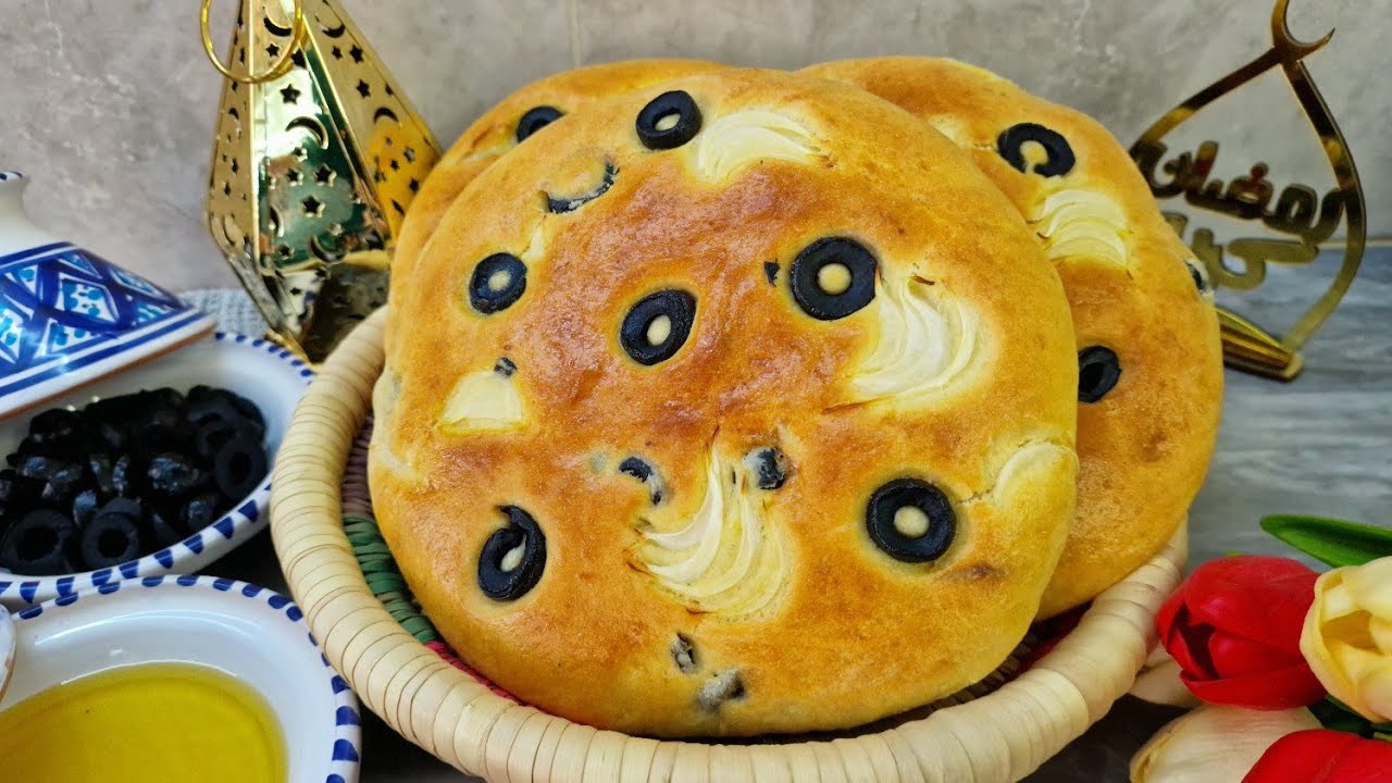 خبز اللبن بالزيتون و البصل هش و قطني🥖🍞 بطريقة بسيطة و نتيجة ناجحة 100% لمائدة الإفطار في رمضان 👌👌