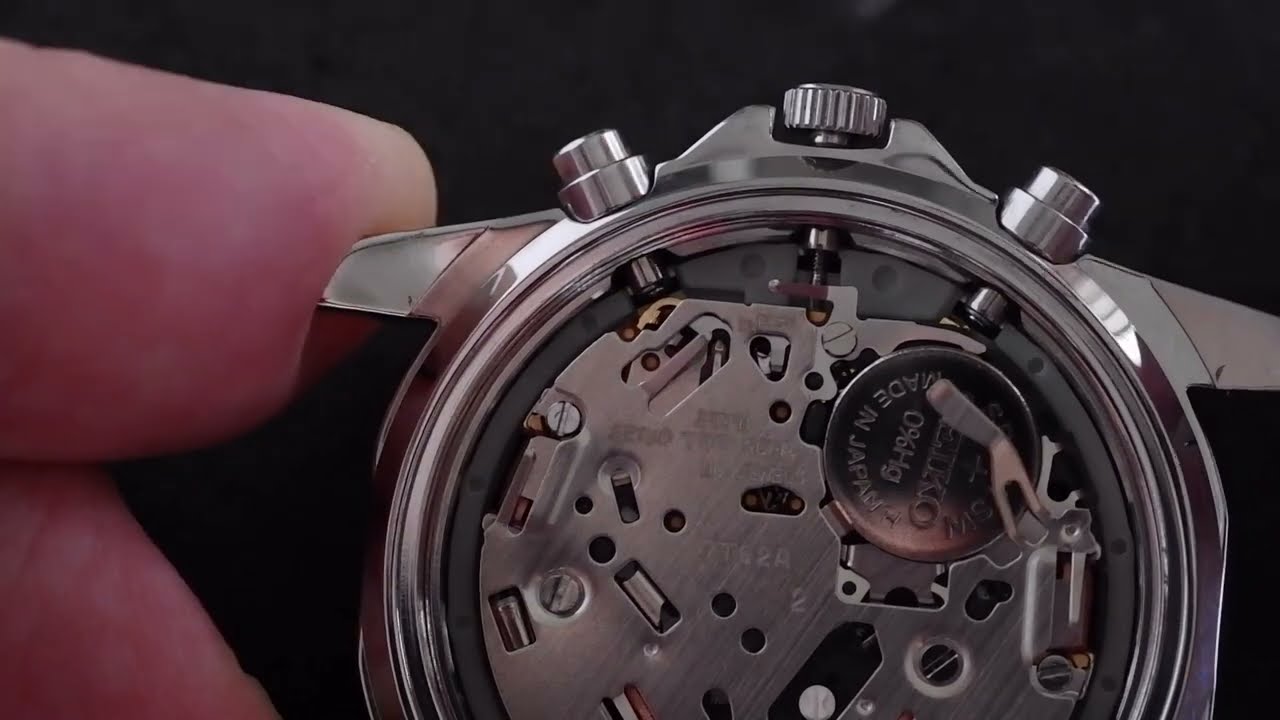 Seiko 7T92 & 7T62 watches: How to remove the stem & crown - YouTube