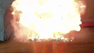 Xmas tree explodes