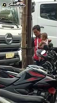 kerinduan anak kepada bapak seorang sopir truk aqua
