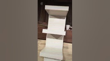 STANDING SNEAKER SHELF