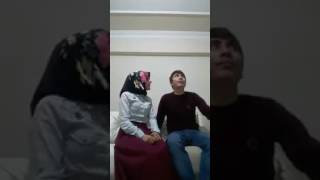 Çiftimizden Harika Bir Düet - Şu Kışlanın Kapısına