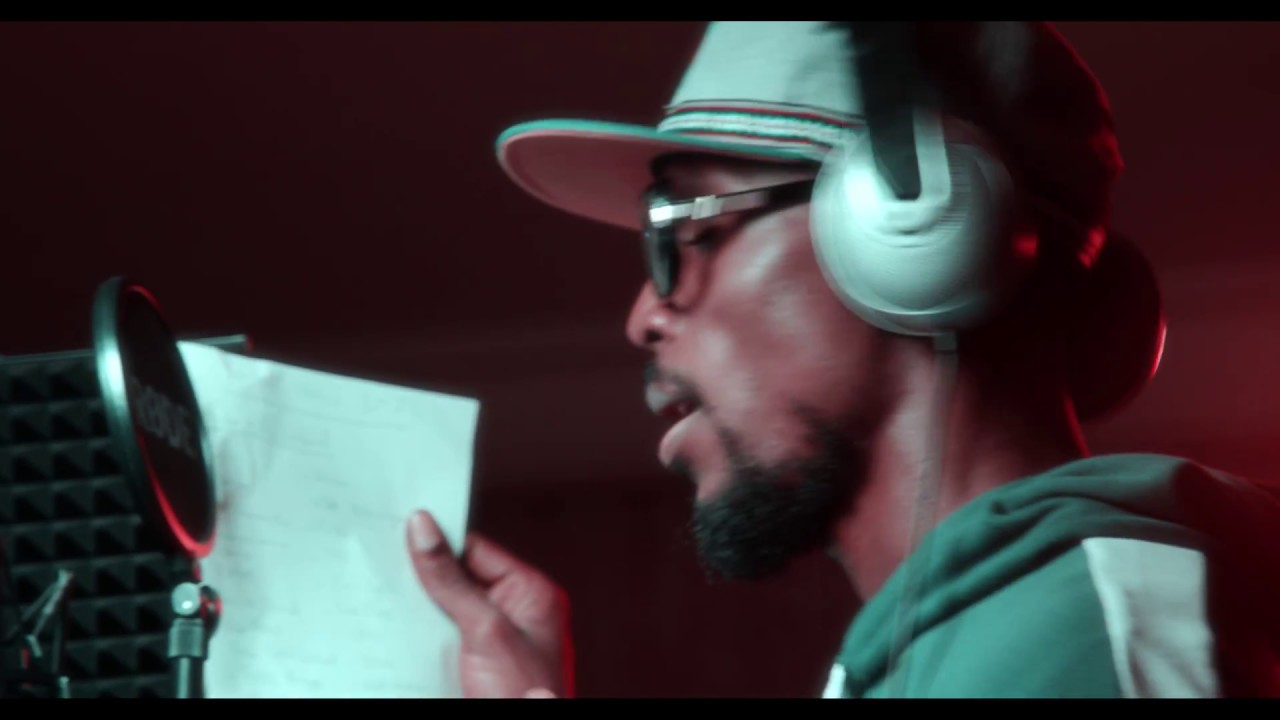 Serge Beynaud - Juste Un Geste (Clip Officiel)