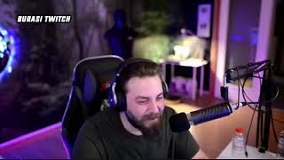 Elraen - Mini Etek Giyiyorum Diye İşte Atıldım...