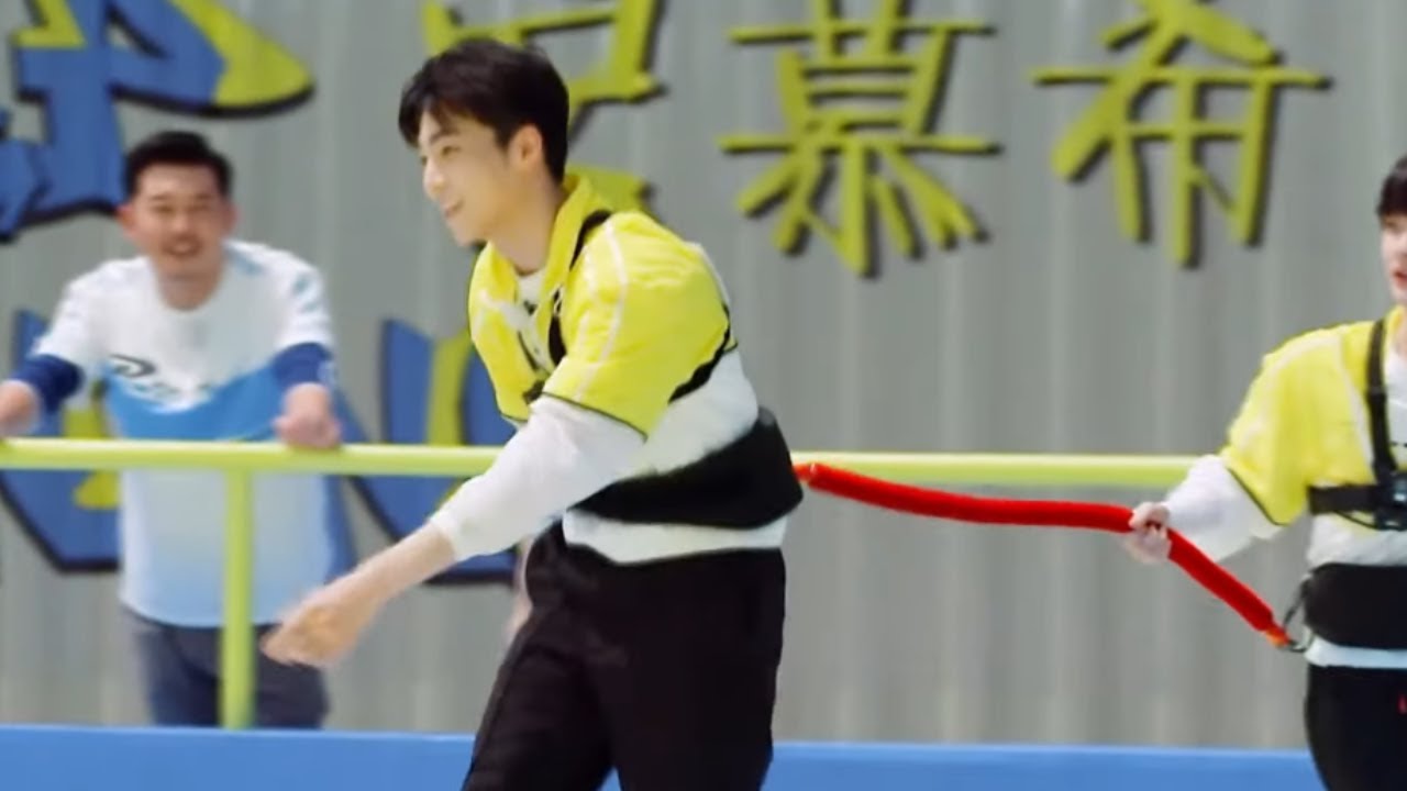 npc兄弟竟相爱相杀？陈立农追击蔡徐坤 李晨“假摔”《奔跑吧4》EP11花絮 20200807[浙江卫视官方HD]