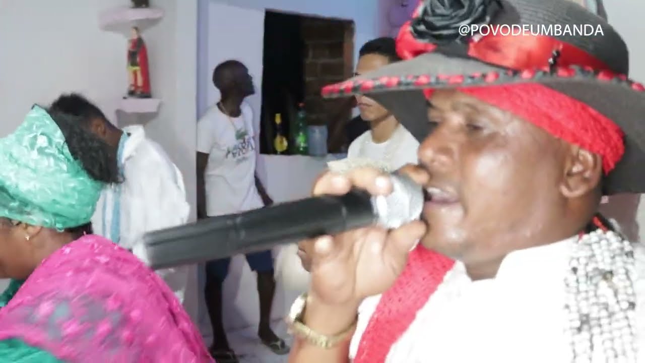 SETE SAIAS EM TERRA NA CASA DO PAI DE SANTO JACKSON