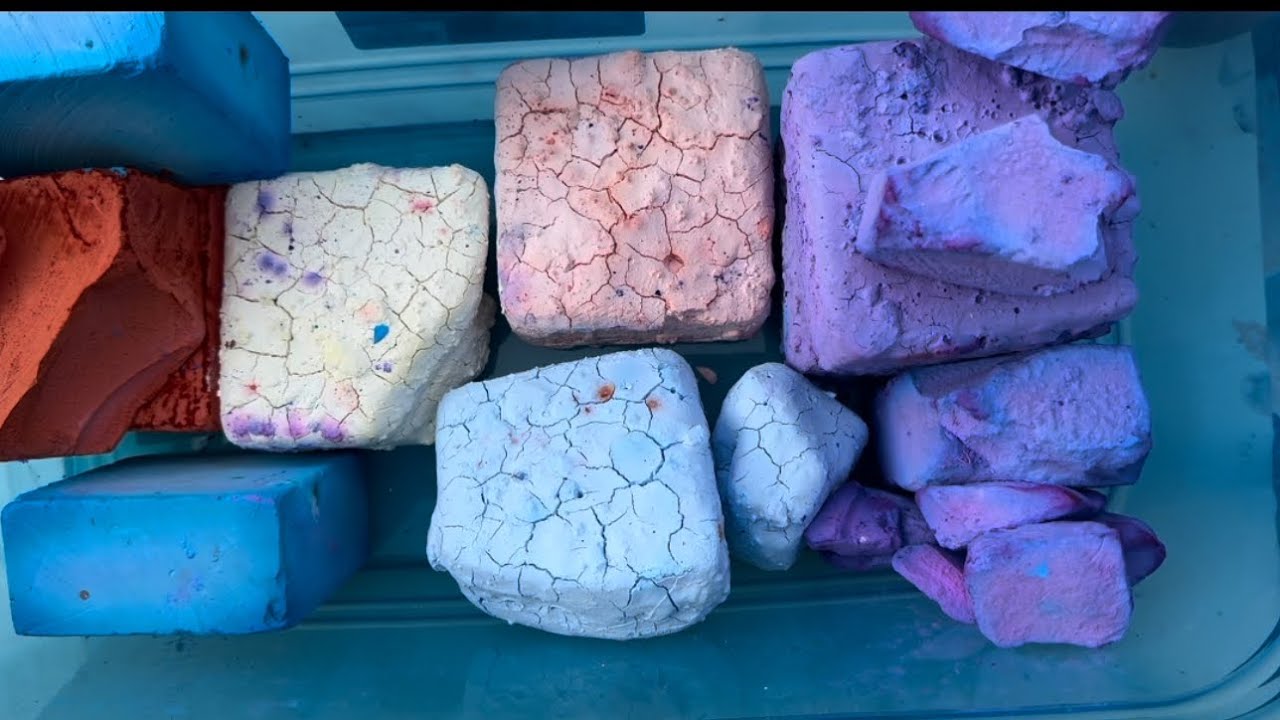 Colorful pasted gym chalk | dyed chalk blocks #gymchalkcrumbling # ...