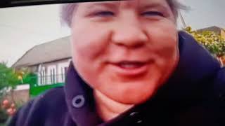 Мачо ходит в одном и том же,,встряхнула  и опять одела.Может  порошка  нет. Лайк за чистые вещи. 