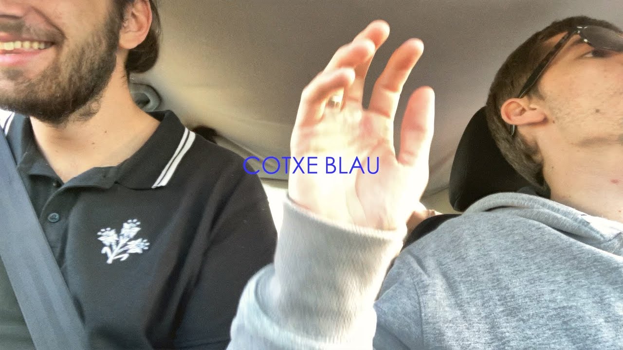 Iglú - Cotxe Blau auf YouTube ansehen Iglú - Cotxe Blau auf YouTube ansehen