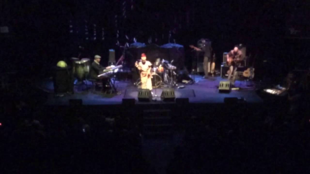 Paloma del Sol - LÖSÖBË (Espíritu de los caminos) Live 2016