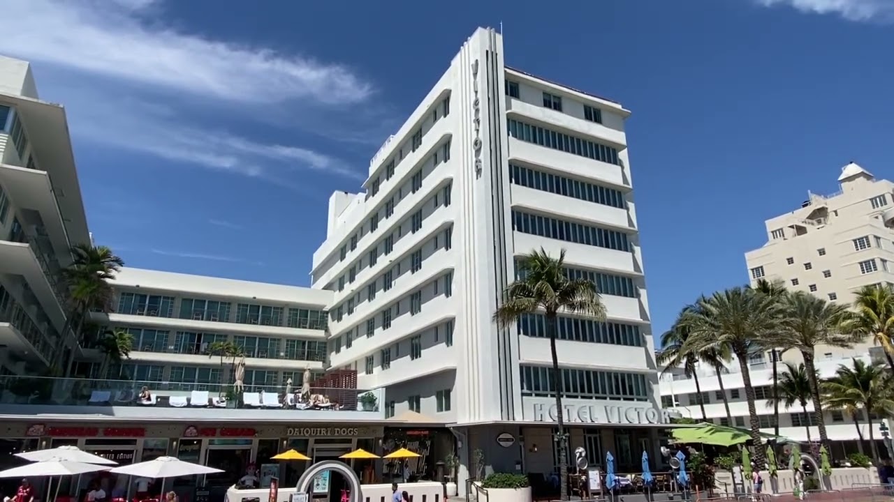 Hotel Victor **** (1936) Art Deco), Art Deco Historic District, Miami Beach, Florida