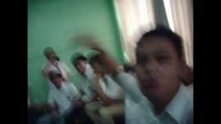 Justin Bieber - Beauty And A Beat ft. Nicki Minaj (covered by Carl Tañedo)