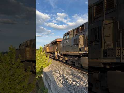 9500 S Series Dash 9 And UP GEVO On 19W Shorts 