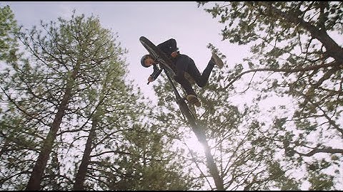 Mad air with MTB Hopper Pro, Area 51, Coach and Lite | Dusty Wygle, Carson Storch, Ryan McNulty