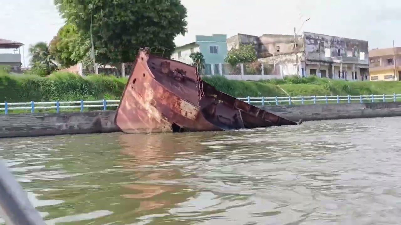 Nas Ondas da Pororoca na Amazônia