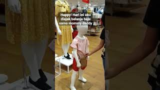 Download Lagu Happy! Hari ini Aku diajak belanja baju sama mommy daddy #shorts MP3