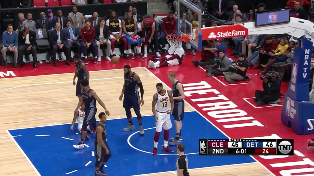 180130 Thompson Offensive Foul Turnover P1 T7 YouTube