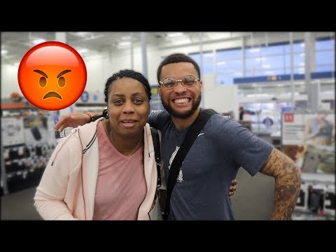 MY MOM WANT SMOKE WITH CHARC ( he didn't pull up) - MY MOM WANT SMOKE WITH CHARC ( he didn't pull up)