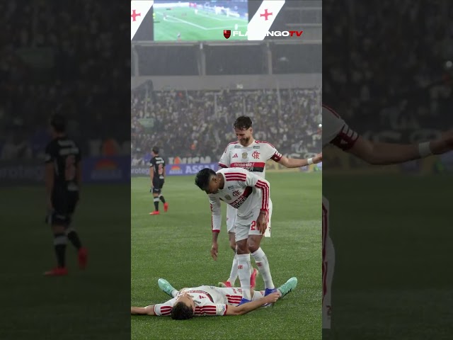 APÓS ESPETACULAR JOGADA DE ORTIZ, LINO FEZ O QUARTO DO MENGÃO DIANTE DO VASCO! ⚽️⚽️⚽️⚽️