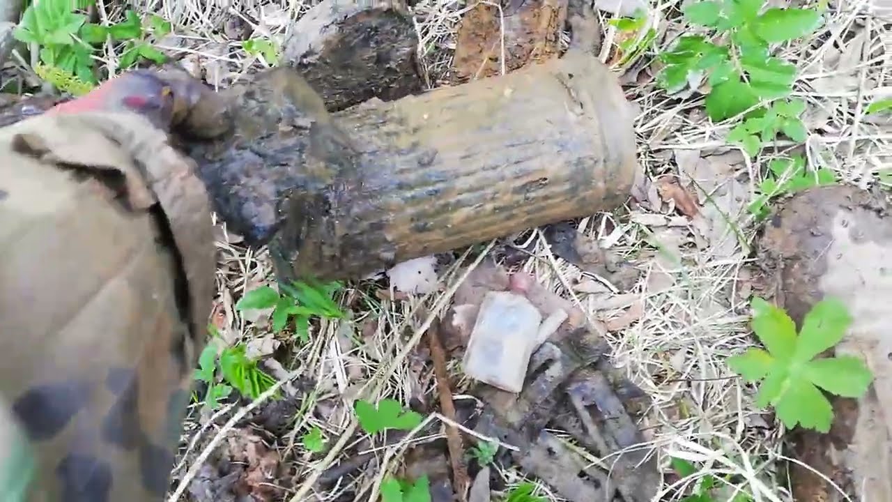 Remains of a WW2 german M38 gasmask canister.