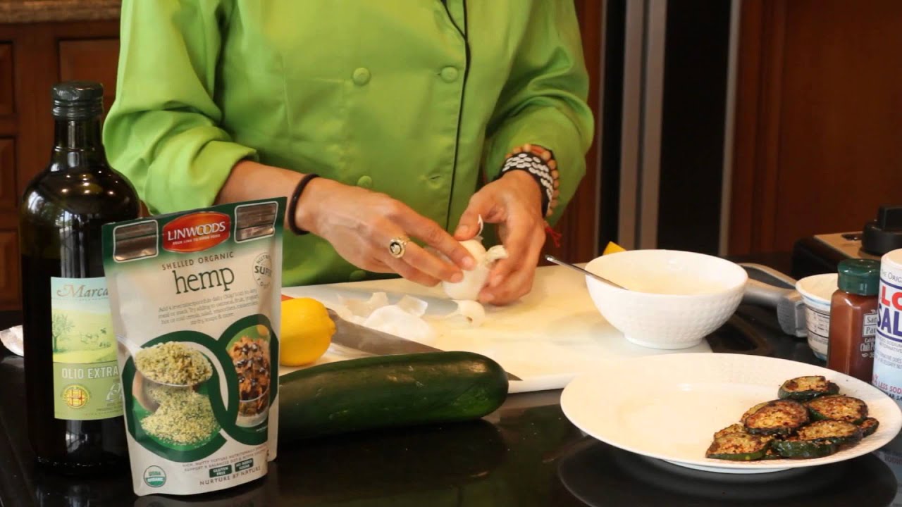 A Healthy, Creamy Garlic Dipping Sauce for Zucchini Healthy & Delicious Food YouTube