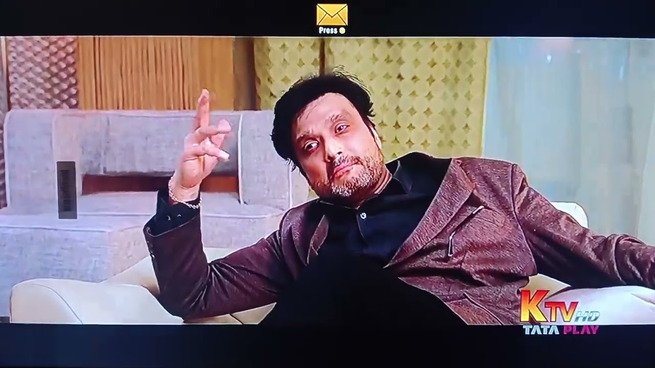 Anegan dhanush karthik scene