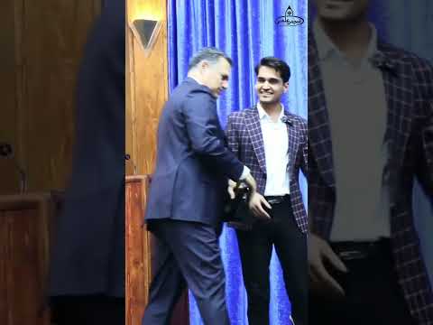 تیزر حضور علی فرهی مدیرعامل آقای فرش در برنامه نقطه عطف