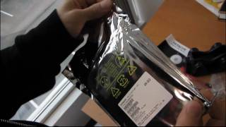 Hitachi Deskstar 1TB Retail Box Hard Drive Unboxing Linus Tech Tips