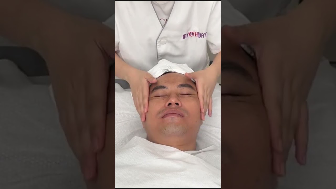 Are You Skipping Facial Massage? Boost Absorption and Lift Your Skin! #facialmassage #skincarehacks