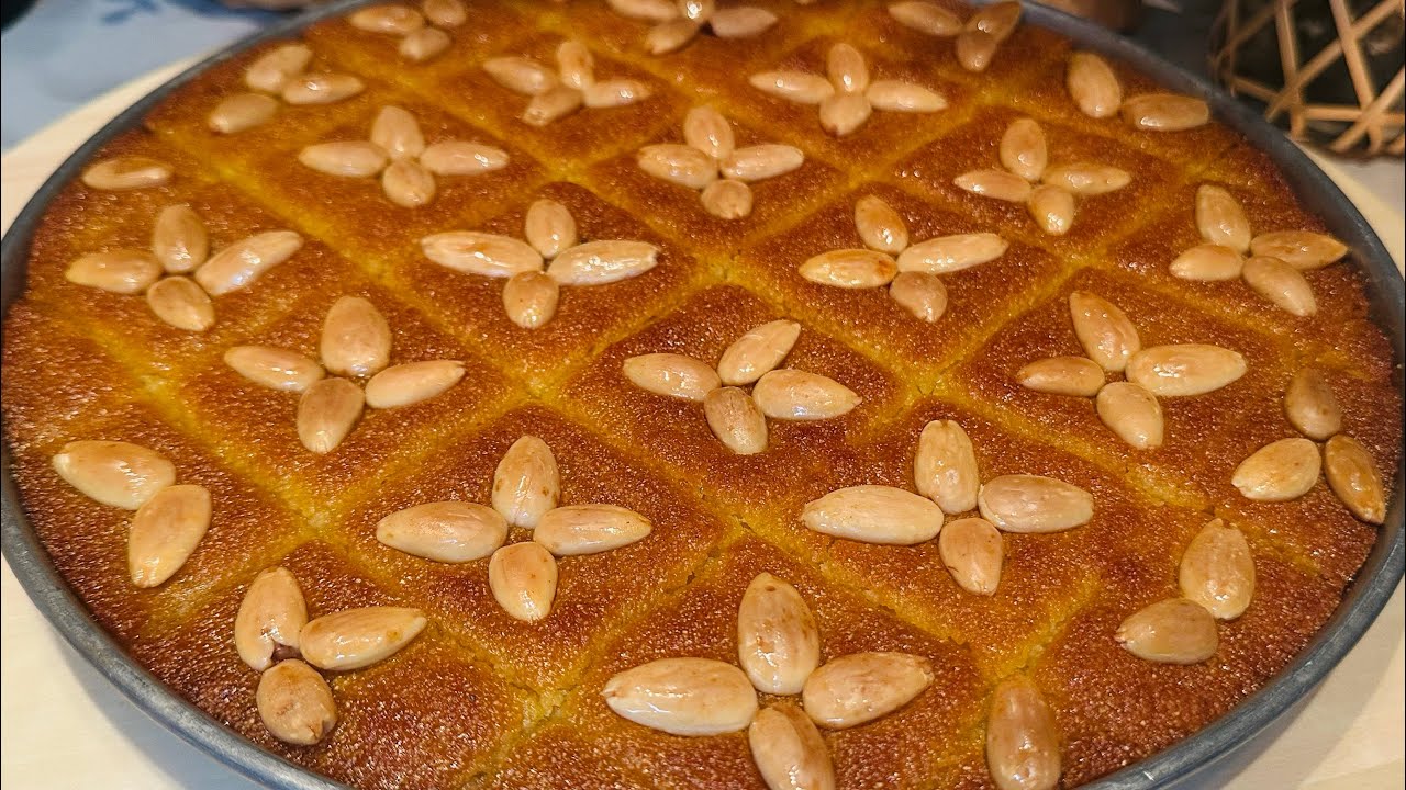 اسهل و اسرع وصفة بسبوسة ممكن تجربوها/قلب اللوز بطريقة سهلة وسريعة و ناجحةbesbousa/hrisa hlowa