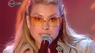 Anastacia - Sick and Tired at CD:UK (2004) Resimi