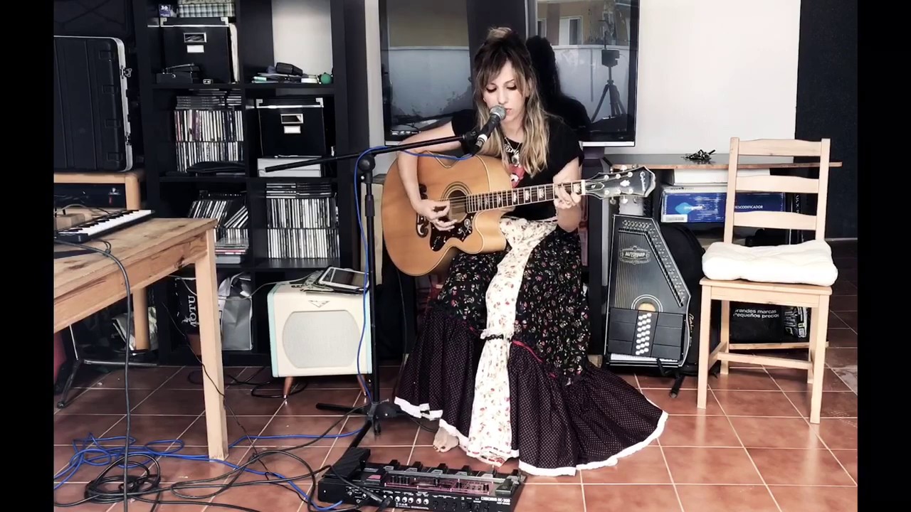 FUNNEL OF LOVE (Looper) - WANDA JACKSON (COVER)