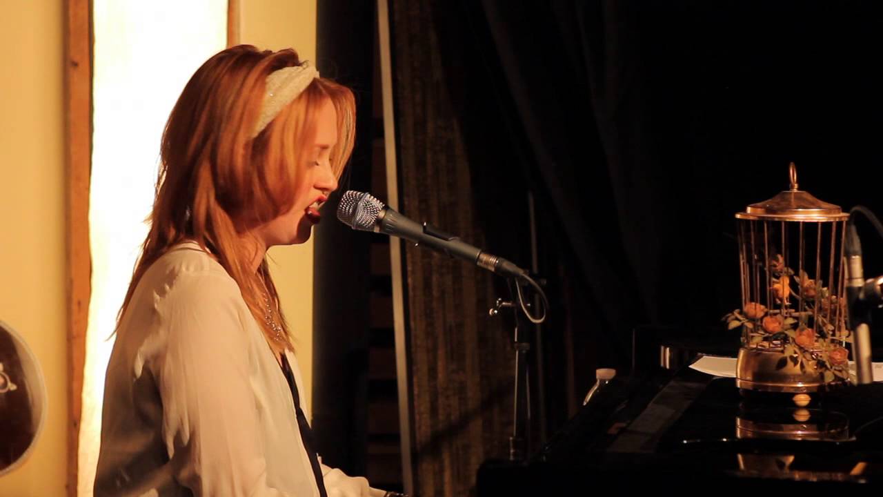 Paige Cora & Her Orchestra "Forest Pine" (live)