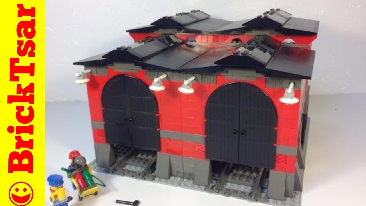 stavelse Derfra Effektivitet LEGO World City 10027 Train Engine Shed from 2003 - YouTube