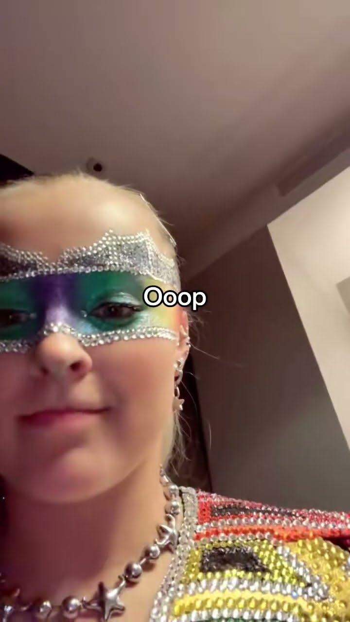 I dont know where shes been but like stream ICED COFFEE  anyways ?☕️ #itsjojosiwa #shorts