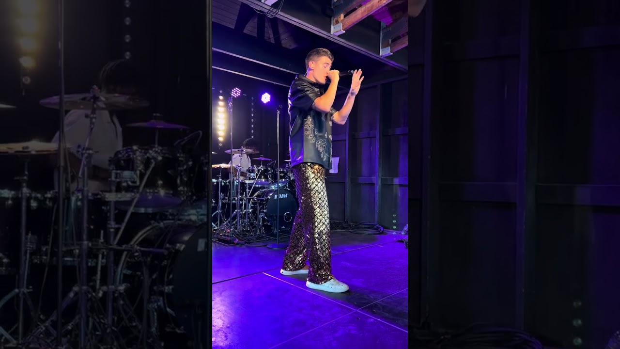 Robin Packalen Häitä pidellyt