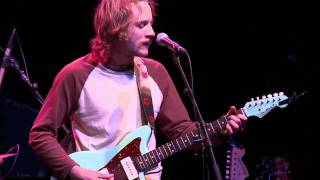 Miniatura de vídeo de "Deer Tick - Spend The Night (Live in HD)"