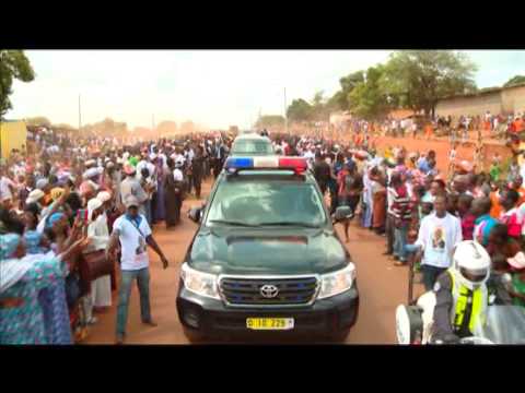 Visite d'Etat : Le Président Alassane Ouattara accueilli à Akoupé et Alépé par les populations