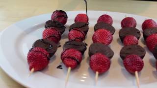 Two-bite brownie & strawberry kabobs ...