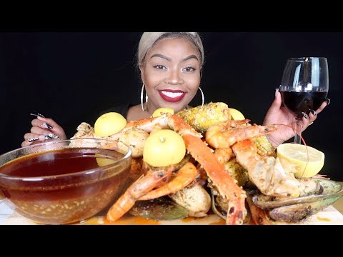 spicy-king-crab-legs-&-shrimp-seafood-boil-mukbang-먹방-eating-show!
