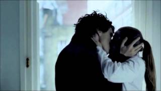 The Sherlolly Kiss ...and why it works!