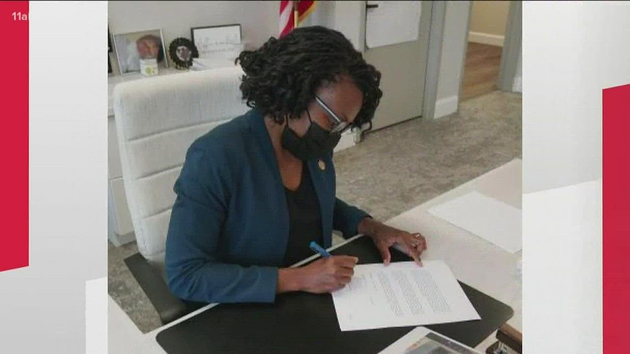 In battle against COVID inside schools, Cobb's top official expresses concern